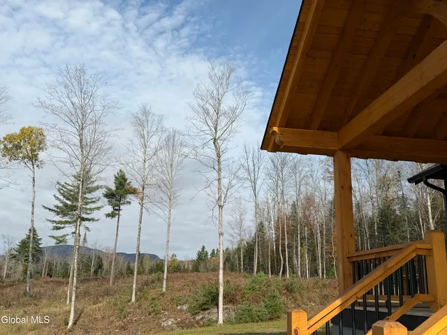 $789,000 | 3325 State Route 8, North Creek, NY 12853