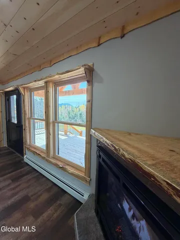 $789,000 | 3325 State Route 8, North Creek, NY 12853