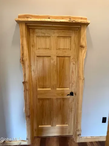 $789,000 | 3325 State Route 8, North Creek, NY 12853