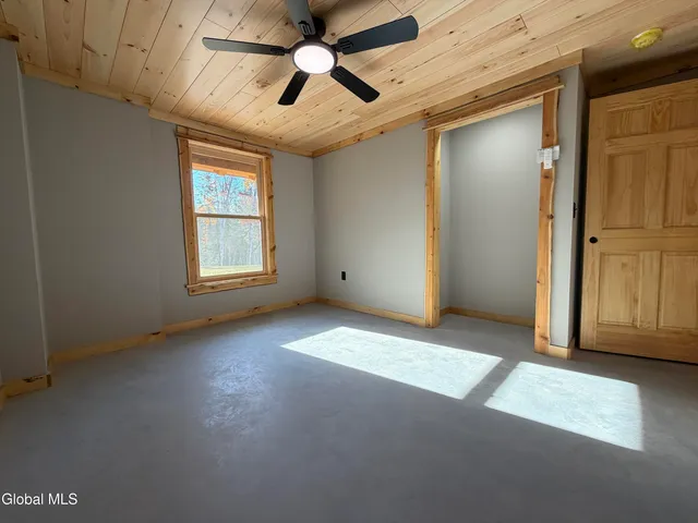 $789,000 | 3325 State Route 8, North Creek, NY 12853