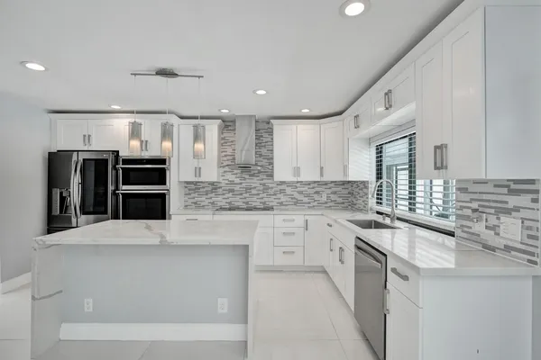 $7,000 | 7475 Estrella Circle, Boca Raton, FL 33433