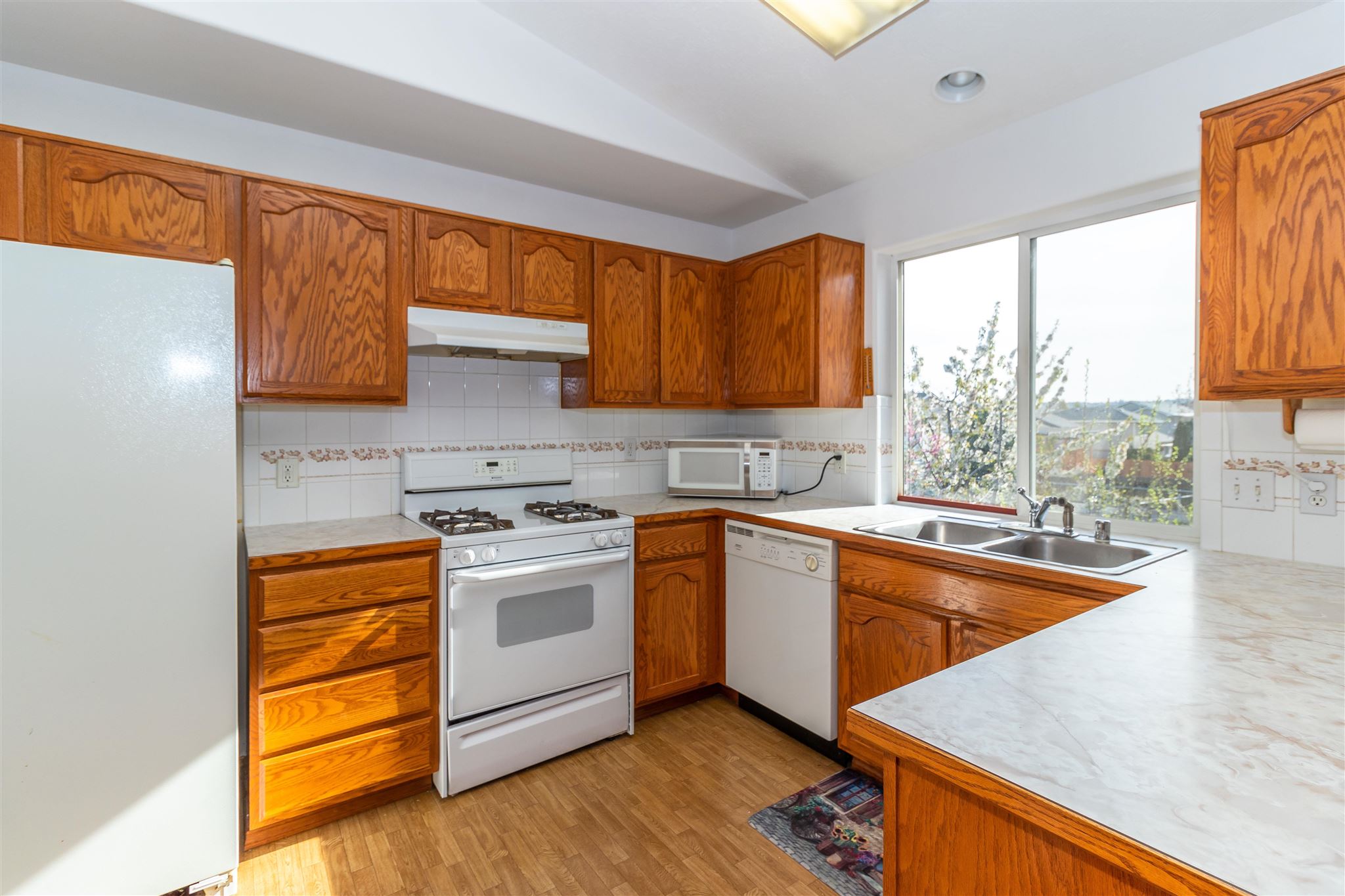 7312 North Perry Street Spokane, WA 99217 - Photo 8 of 38 Gallery Image 8