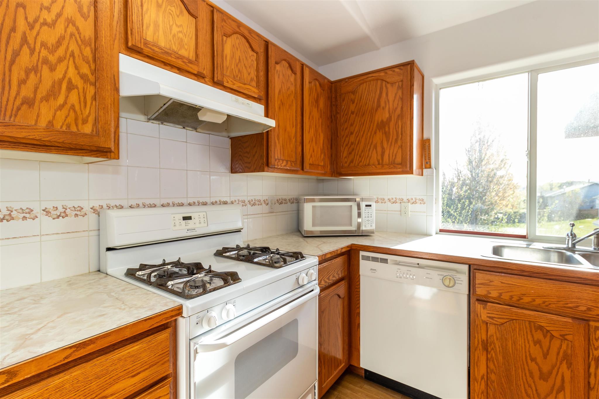 7312 North Perry Street Spokane, WA 99217 - Photo 9 of 38 Gallery Image 9