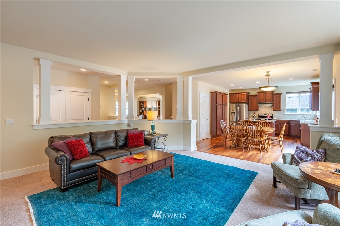 4919 Northeast 25th Street Renton, WA 98059 - Photo 11 of 25 Gallery Image 11