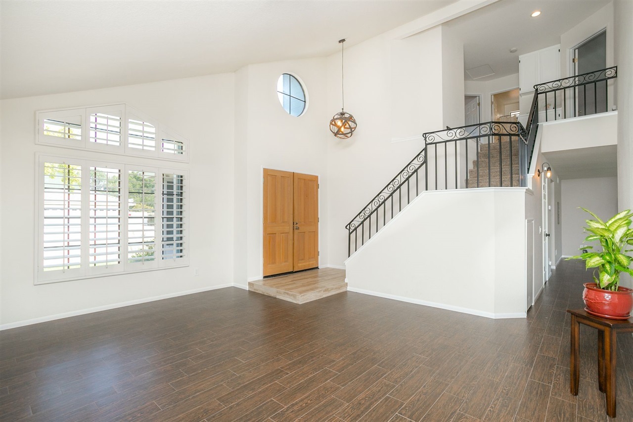 1417 Ozark Road Oceanside, CA 92056 - Photo 6 of 25