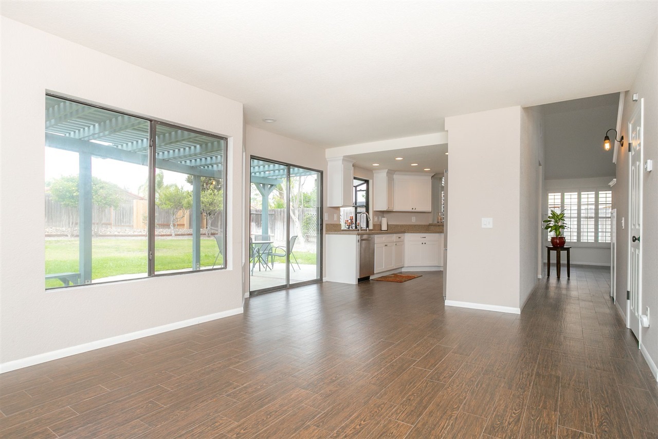 1417 Ozark Road Oceanside, CA 92056 - Photo 9 of 25