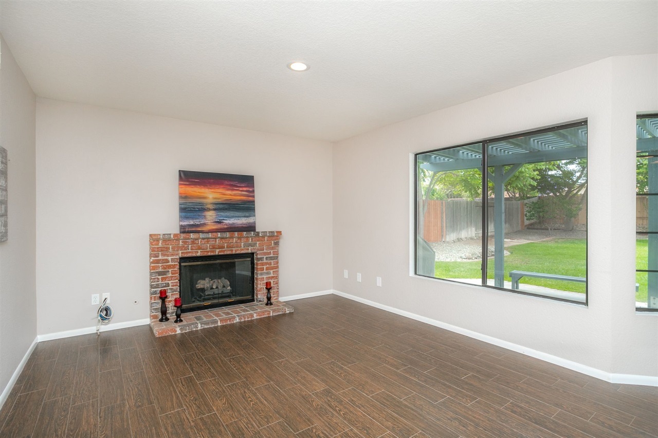 1417 Ozark Road Oceanside, CA 92056 - Photo 10 of 25