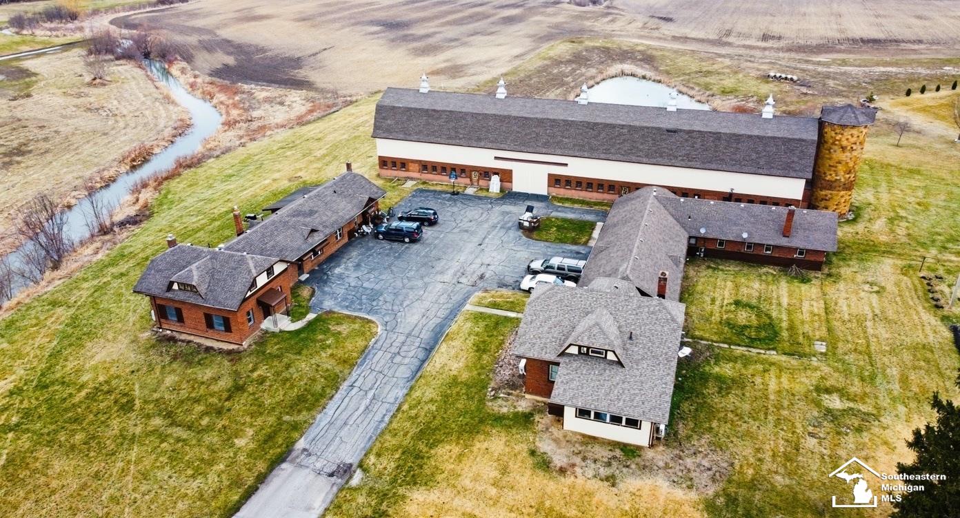 3778 North Custer Road Monroe, MI 48162 - Photo 1 of 28