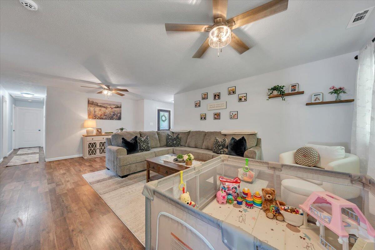 4218 Goose Dam Road Rocky Mount, VA 24151 - Photo 5 of 27 06-MIB00377