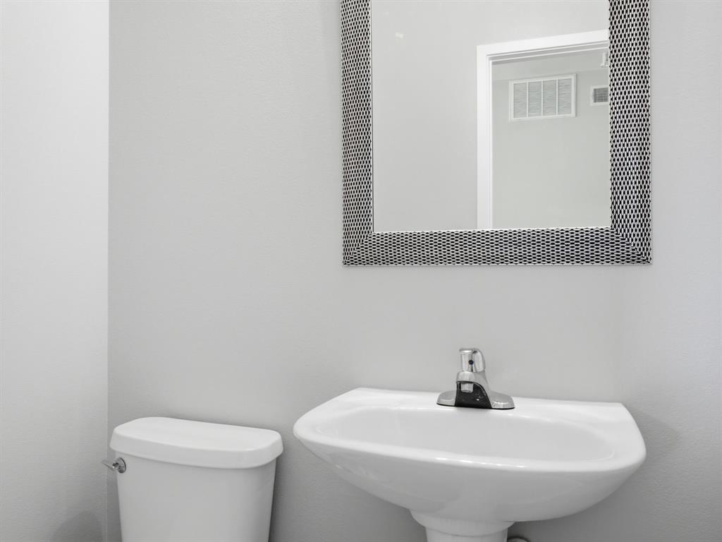 3015 Bryan Street, Unit 2F Dallas, TX 75204 - Photo 14 of 24