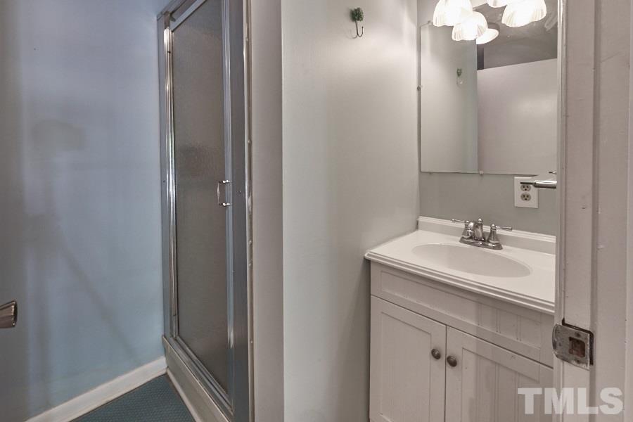 3126 Dixon Road Durham, NC 27707 - Photo 22 of 25 Gallery Image 22