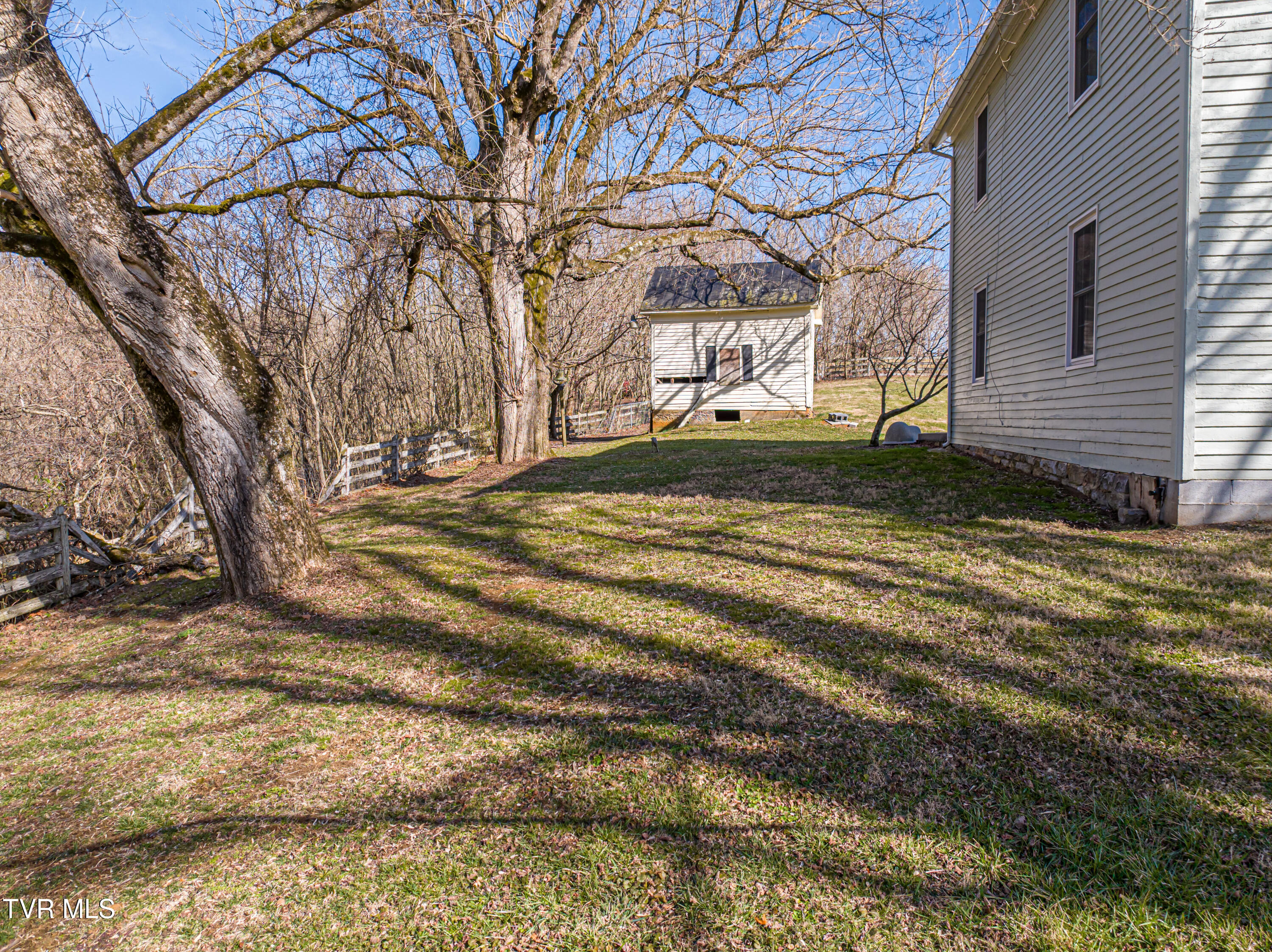 22601 Green Springs Church Road Abingdon, VA 24211 - Photo 4 of 45 Green Springs Church Rd-08