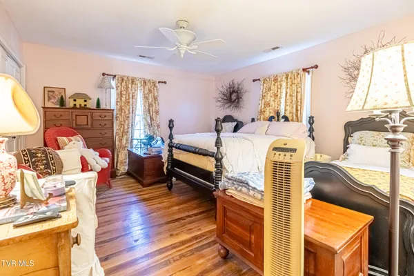 $430,000 | 22601 Green Springs Church Road, Abingdon, VA 24211