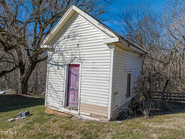 $430,000 | 22601 Green Springs Church Road, Abingdon, VA 24211