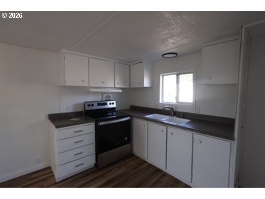 1120 West Fairview Drive, Unit 48 Springfield, OR 97477 - Photo 5 of 13