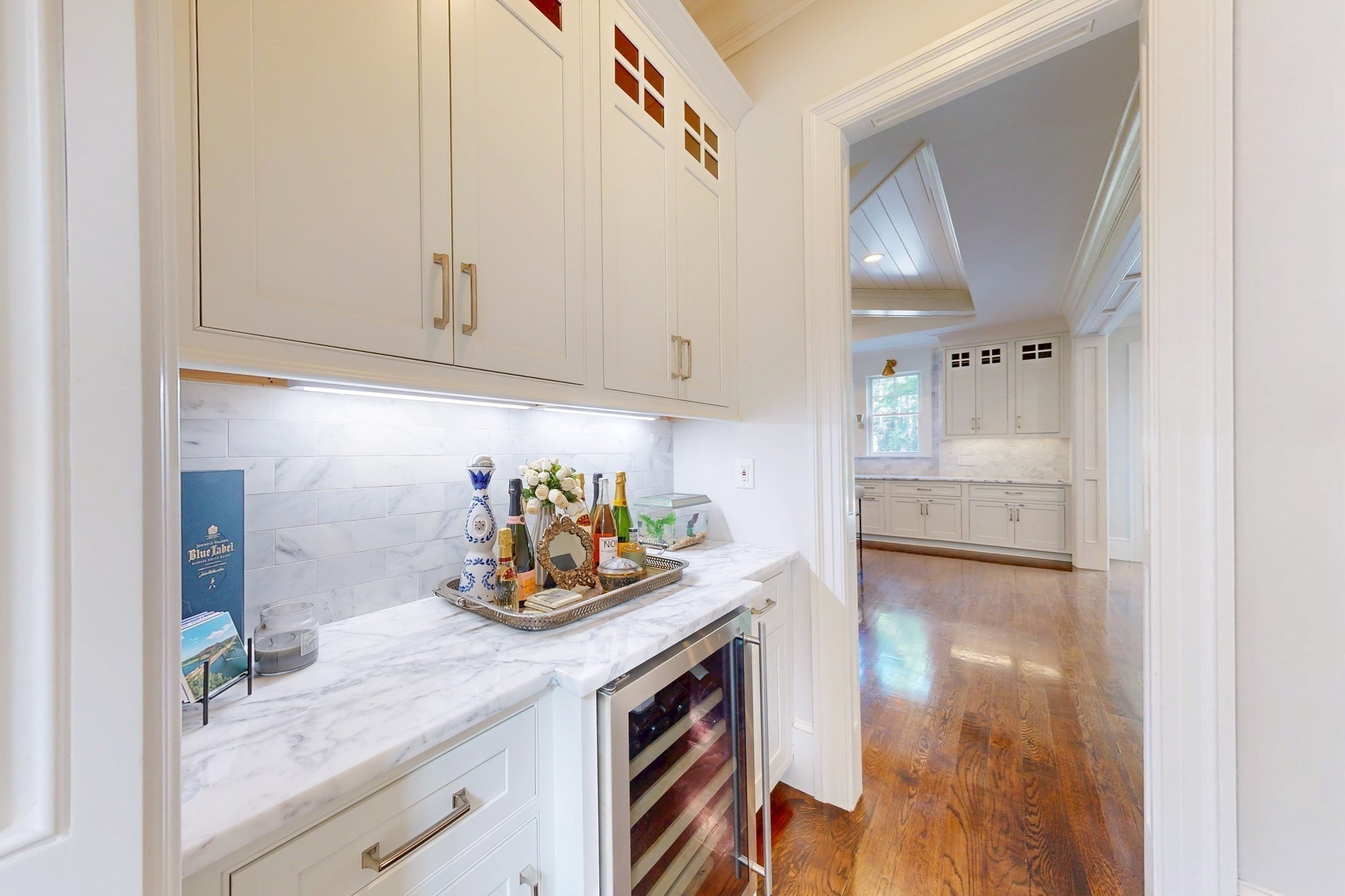 370 Grove Street Needham, MA 02492 - Photo 11 of 39 Gallery Image 11