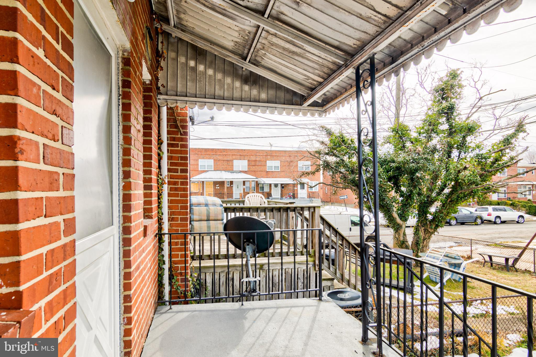 6924 Glenheights Road Baltimore, MD 21215 - Photo 14 of 16 Back porch