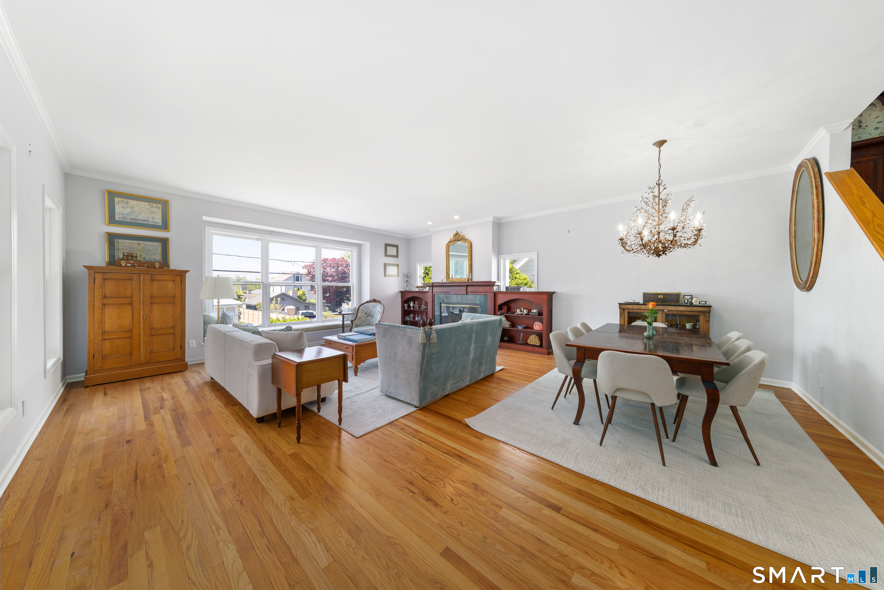 27 Crest Road Norwalk, CT 06853 - Photo 7 of 38