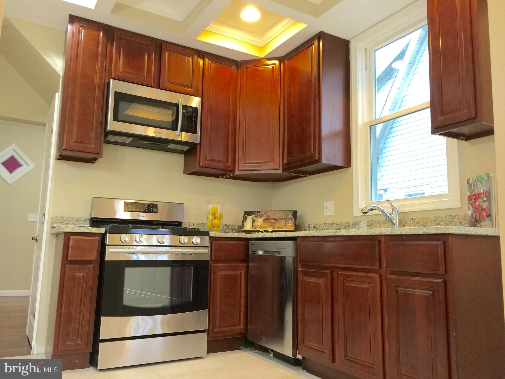 637 Tunbridge Road Baltimore, MD 21212 - Photo 5 of 27 Kitchen