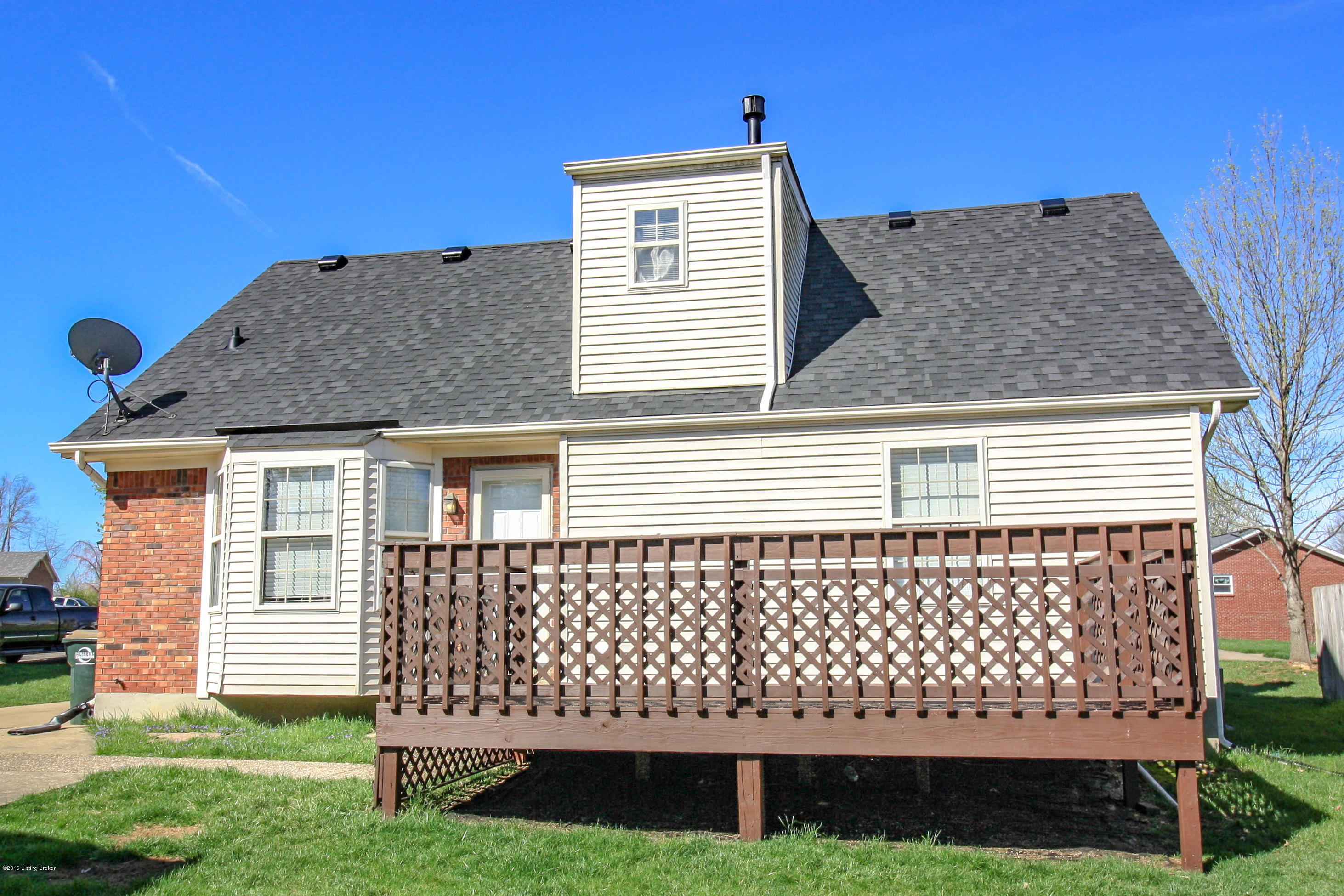 4003 Gaudet Road Louisville, KY 40299 - Photo 21 of 22 IMG_5386