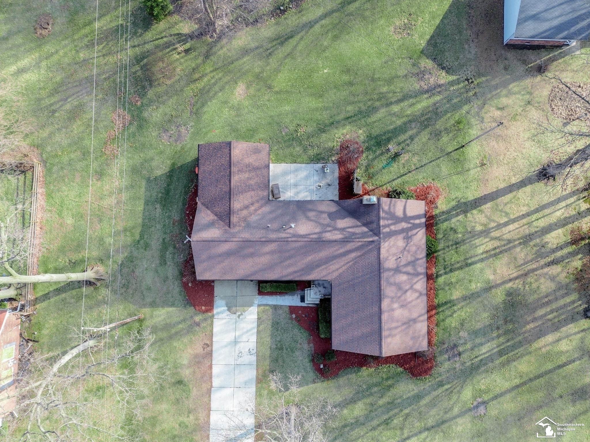 3335 School Road Temperance, MI 48182 - Photo 50 of 51 50201263-8cc10751-1e34-47e6-a217-00497a87d003.JPG