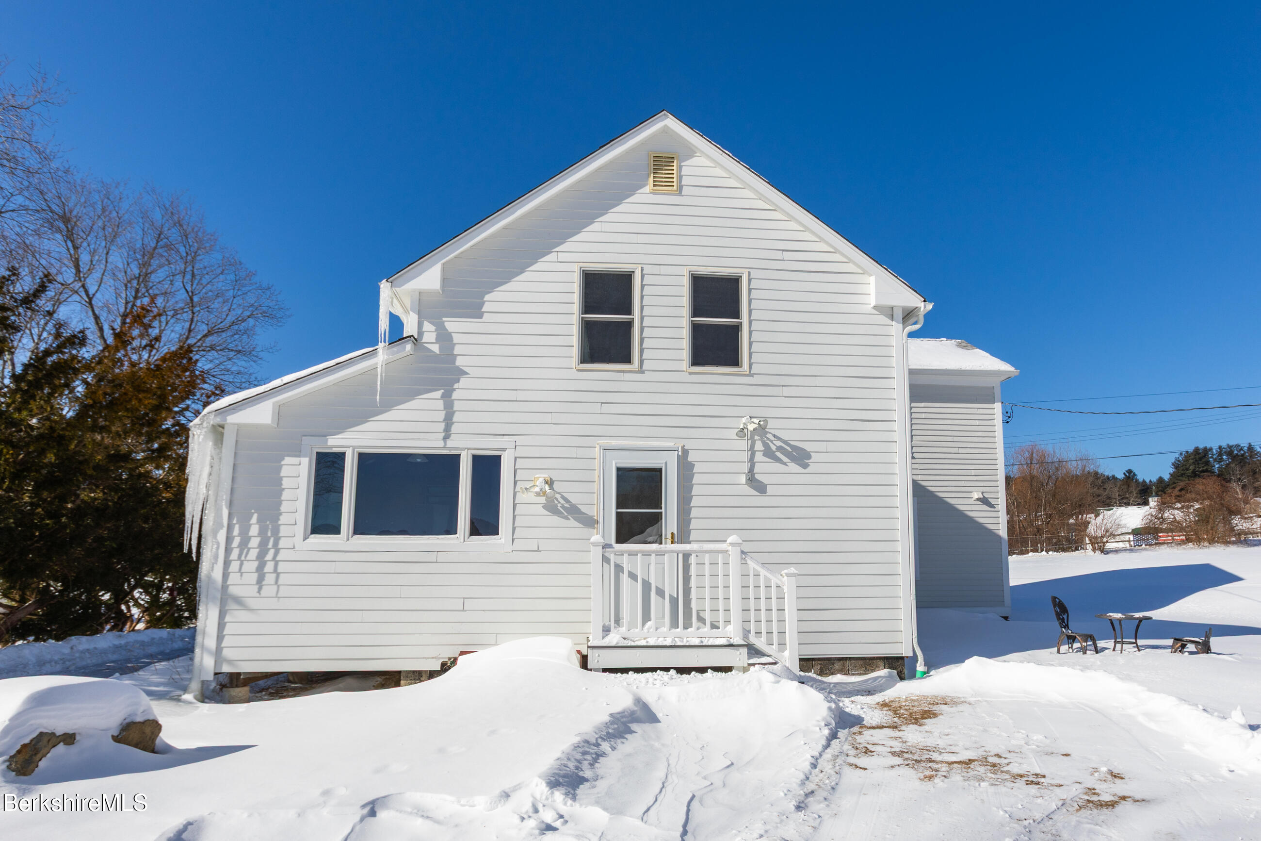 35 Chapman Road Pittsfield, MA 01201 - Photo 36 of 43 a view of a house with a yard