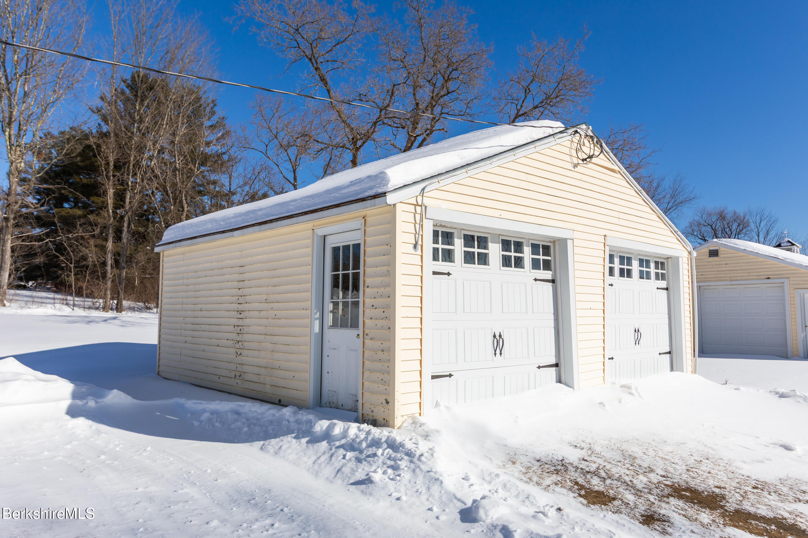 35 Chapman Road Pittsfield, MA 01201 - Photo 37 of 43 a view of a house with a yard