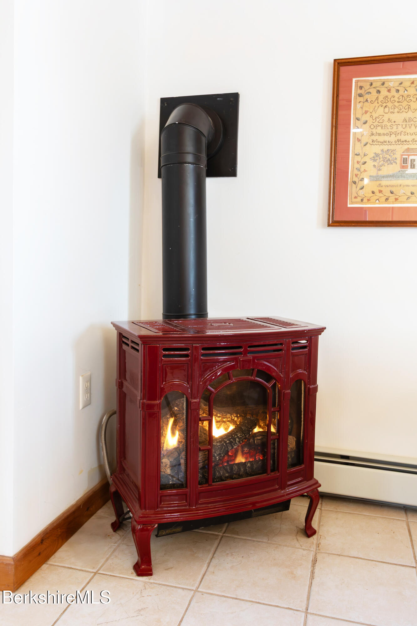 35 Chapman Road Pittsfield, MA 01201 - Photo 9 of 43 a close view of a fireplace