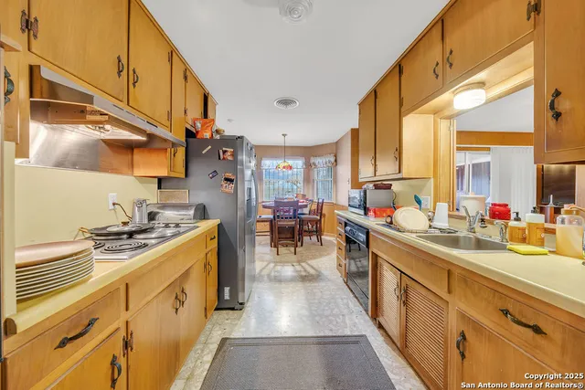 $210,000 | 3923 Longridge Drive, San Antonio, TX 78228