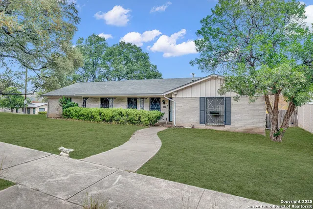 $210,000 | 3923 Longridge Drive, San Antonio, TX 78228