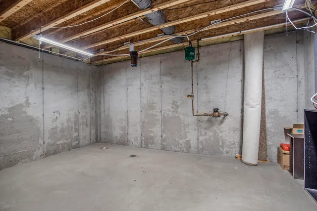 $399,000 | 6107 Equestrian Woods Court, Kalamazoo, MI 49009