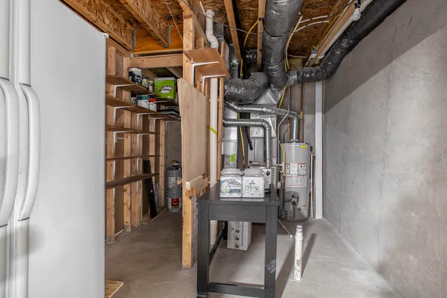 $399,000 | 6107 Equestrian Woods Court, Kalamazoo, MI 49009