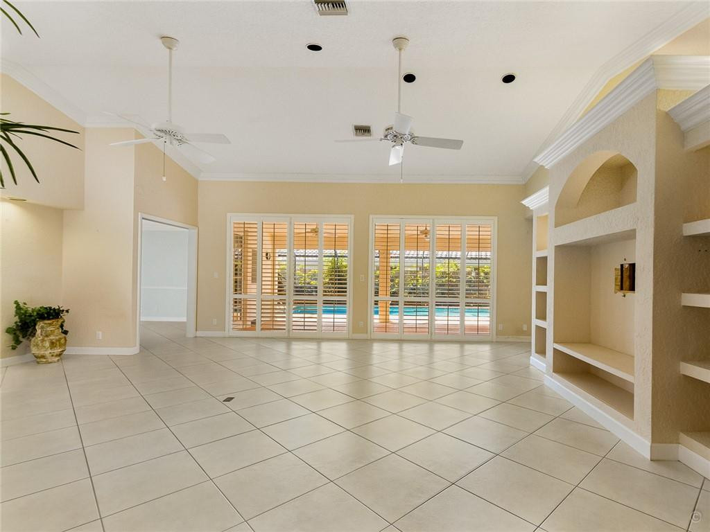 5152 Deerhurst Crescent Circle Boca Raton, FL 33486 - Photo 8 of 36 Photo 8