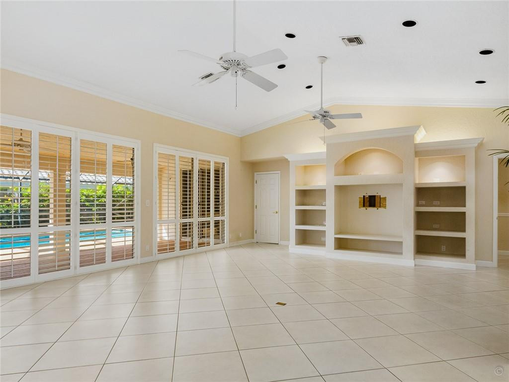 5152 Deerhurst Crescent Circle Boca Raton, FL 33486 - Photo 9 of 36 Photo 9