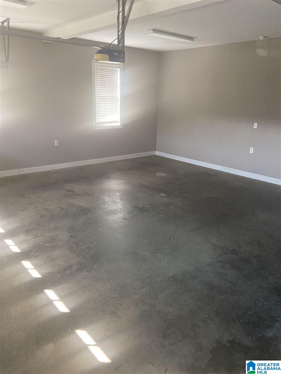 272 Gerald Harris Road Anniston, AL 36207 - Photo 2 of 26