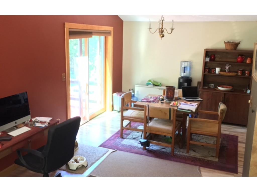 84 Redfield Circle Derry, NH 03038 - Photo 6 of 24 Gallery Image 6