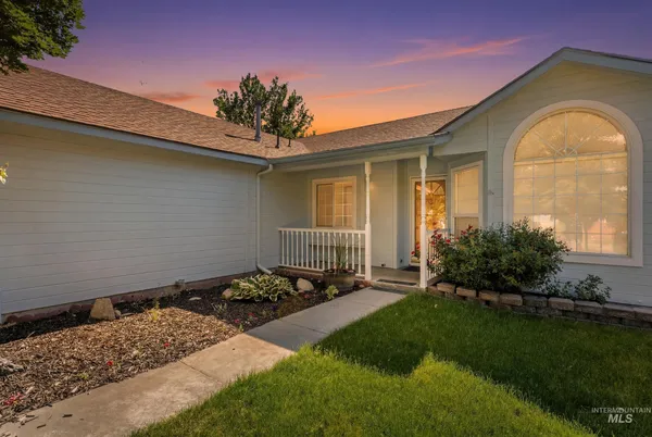 $489,500 | 4775 North Edelweiss Avenue, Boise, ID 83713