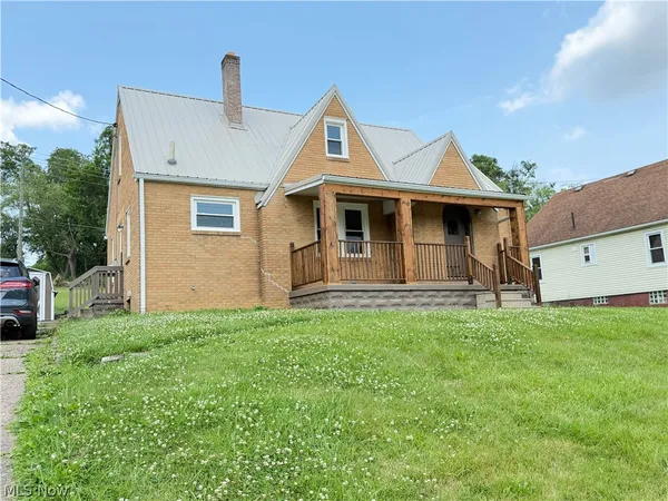 $179,900 | 3321 Portland Boulevard, Steubenville, OH 43952