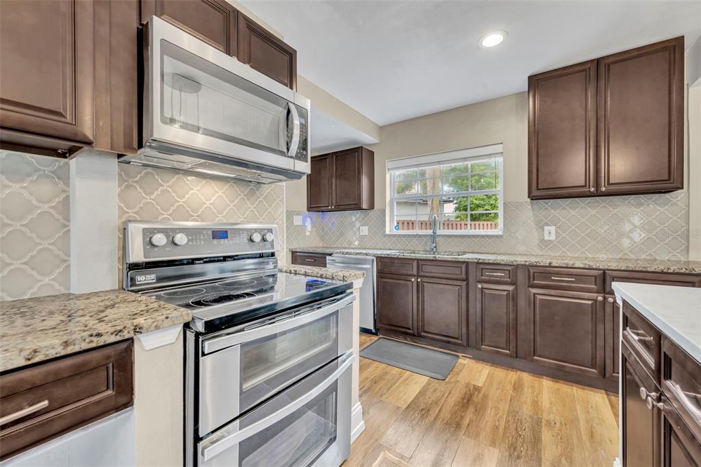 4234 Kendrick Road Orlando, FL 32804 - Photo 10 of 31