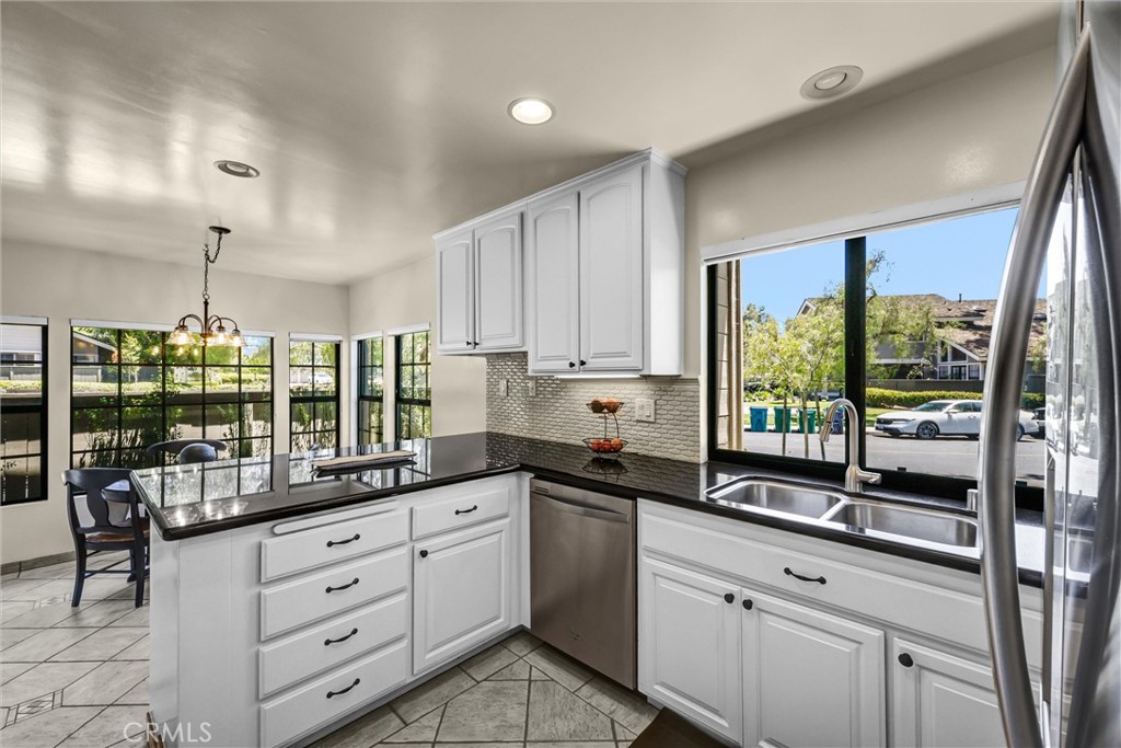 49 Pinewood Irvine, CA 92604 - Photo 16 of 36