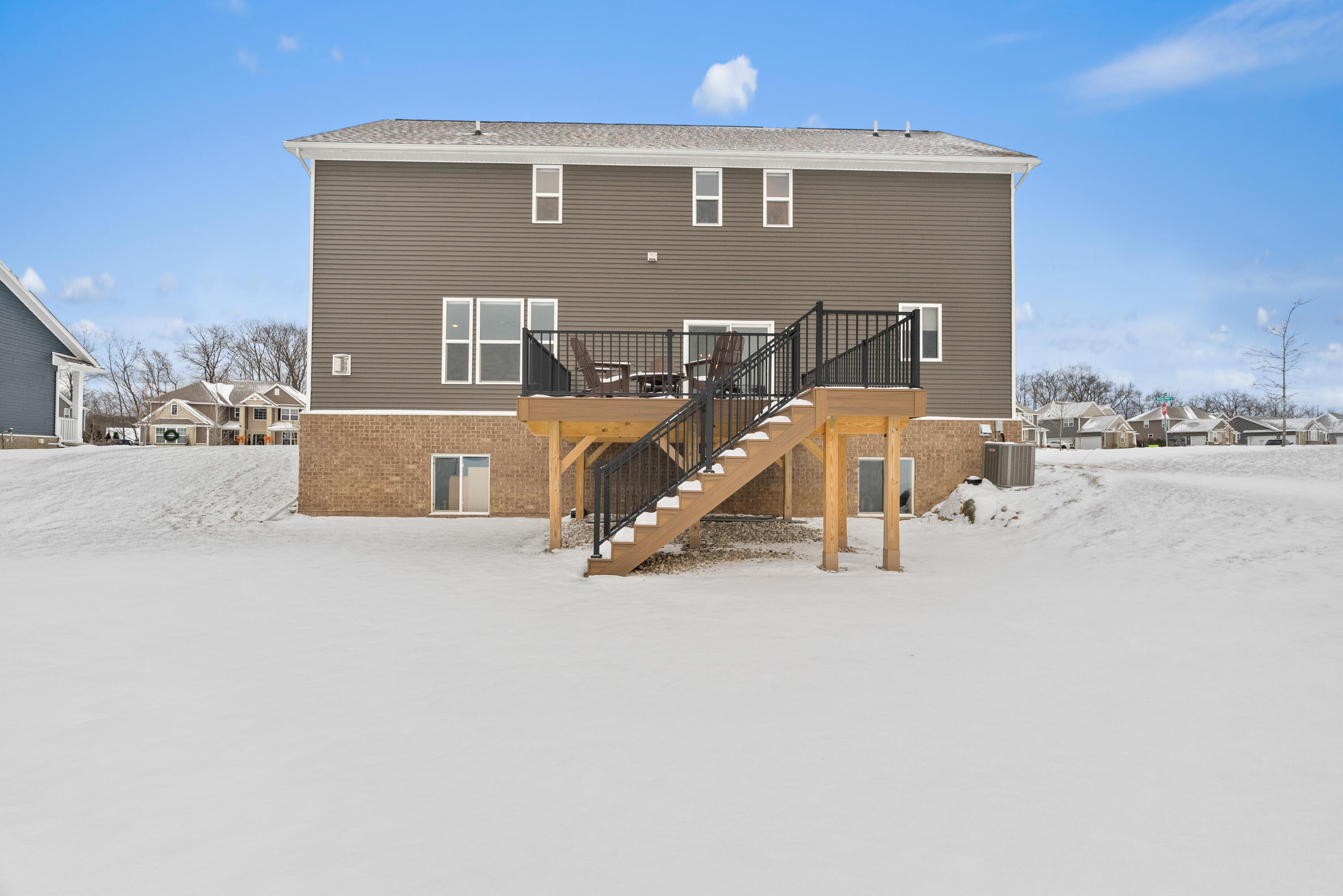 2333 Torrey Pine Court Howell, MI 48855 - Photo 30 of 47 Exterior W