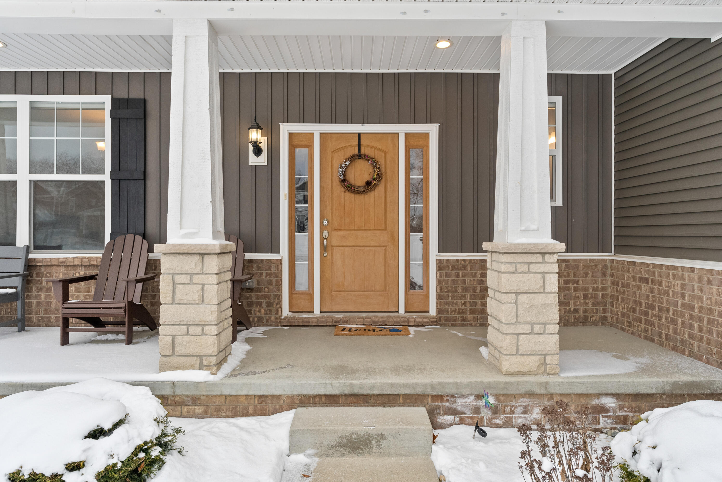 2333 Torrey Pine Court Howell, MI 48855 - Photo 3 of 47 Front Porch Approach