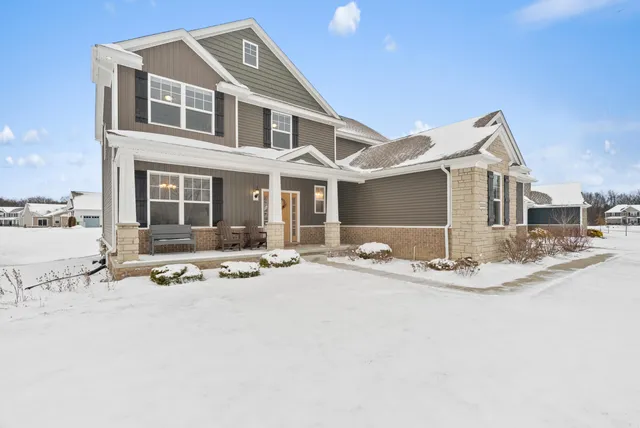 $575,000 | 2333 Torrey Pine Court, Howell, MI 48855