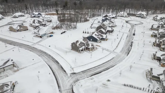 $575,000 | 2333 Torrey Pine Court, Howell, MI 48855