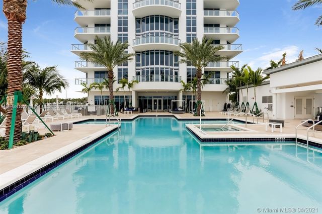 $1,345,000 | 17301 Biscayne Boulevard, Unit 410, Aventura, FL 33160