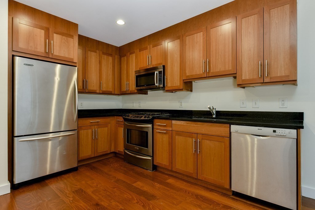 80 Broad Street, Unit 905 Boston, MA 02110 - Photo 4 of 8