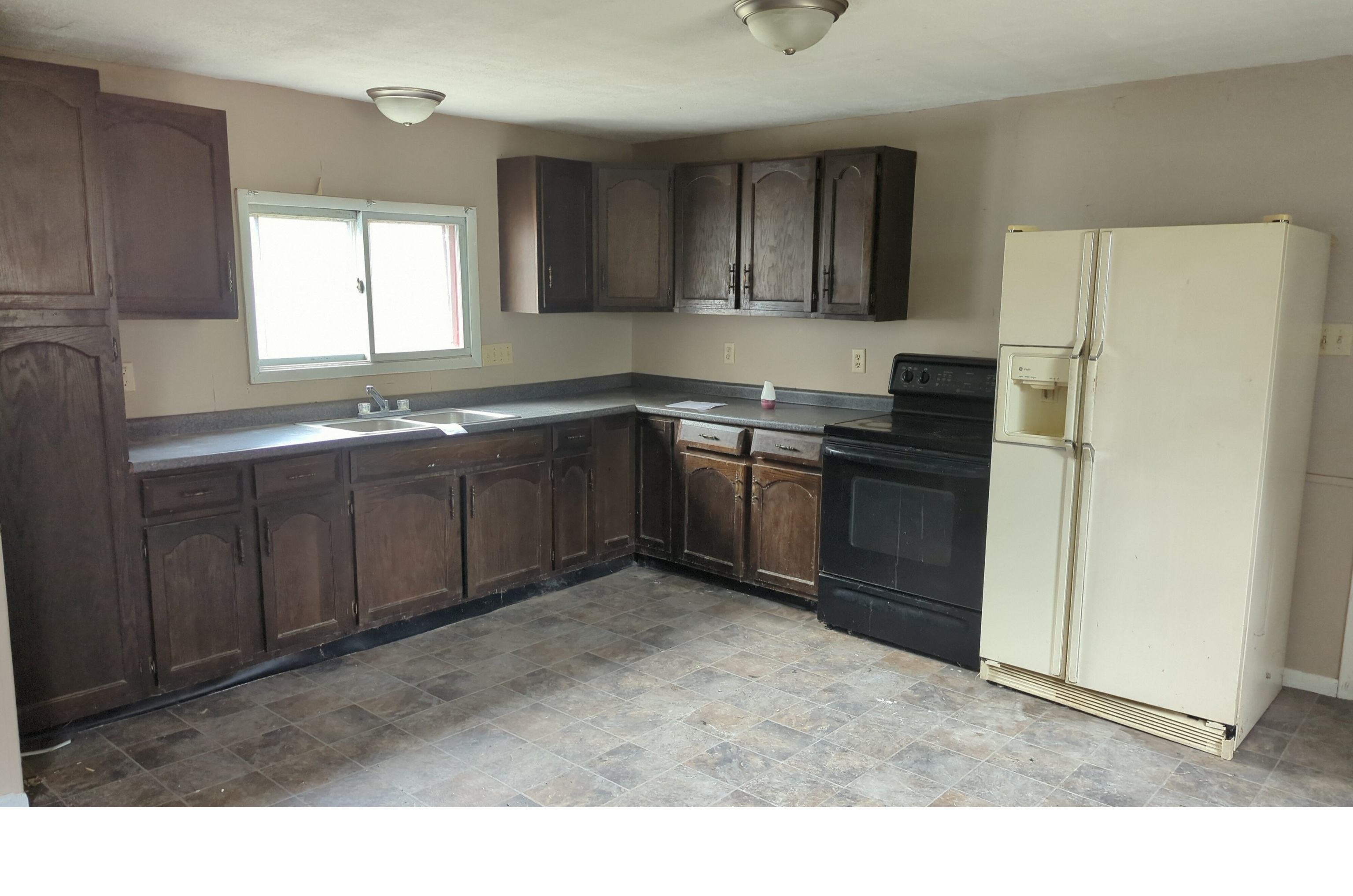 2569 Washington Street Manilla, IN 46150 - Photo 4 of 8
