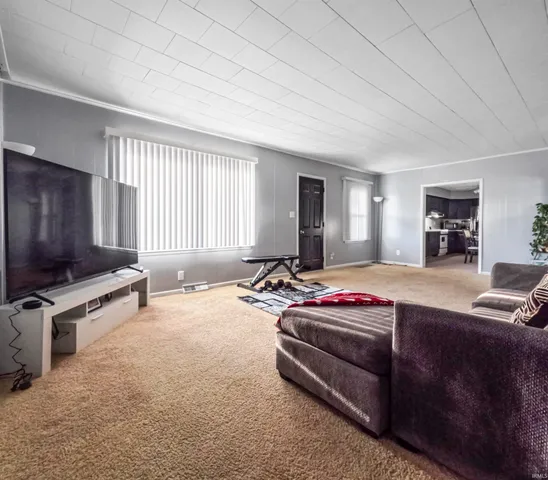 $260,000 | 2696 East Michigantown Road, Frankfort, IN 46041