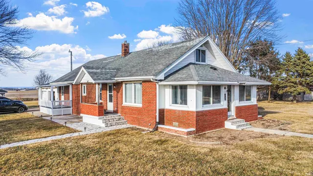 $260,000 | 2696 East Michigantown Road, Frankfort, IN 46041