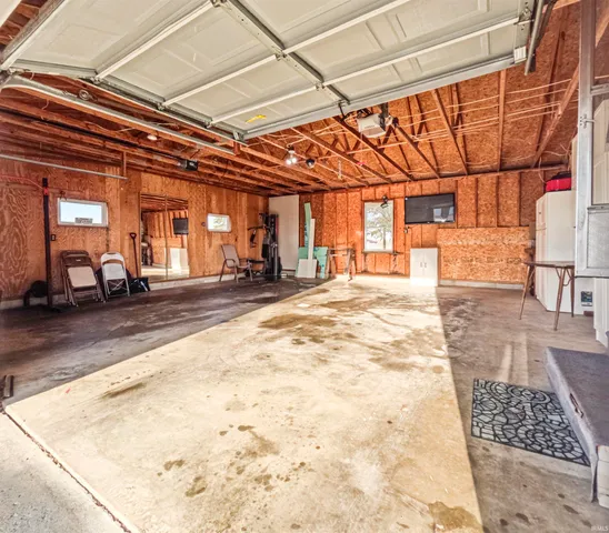 $260,000 | 2696 East Michigantown Road, Frankfort, IN 46041